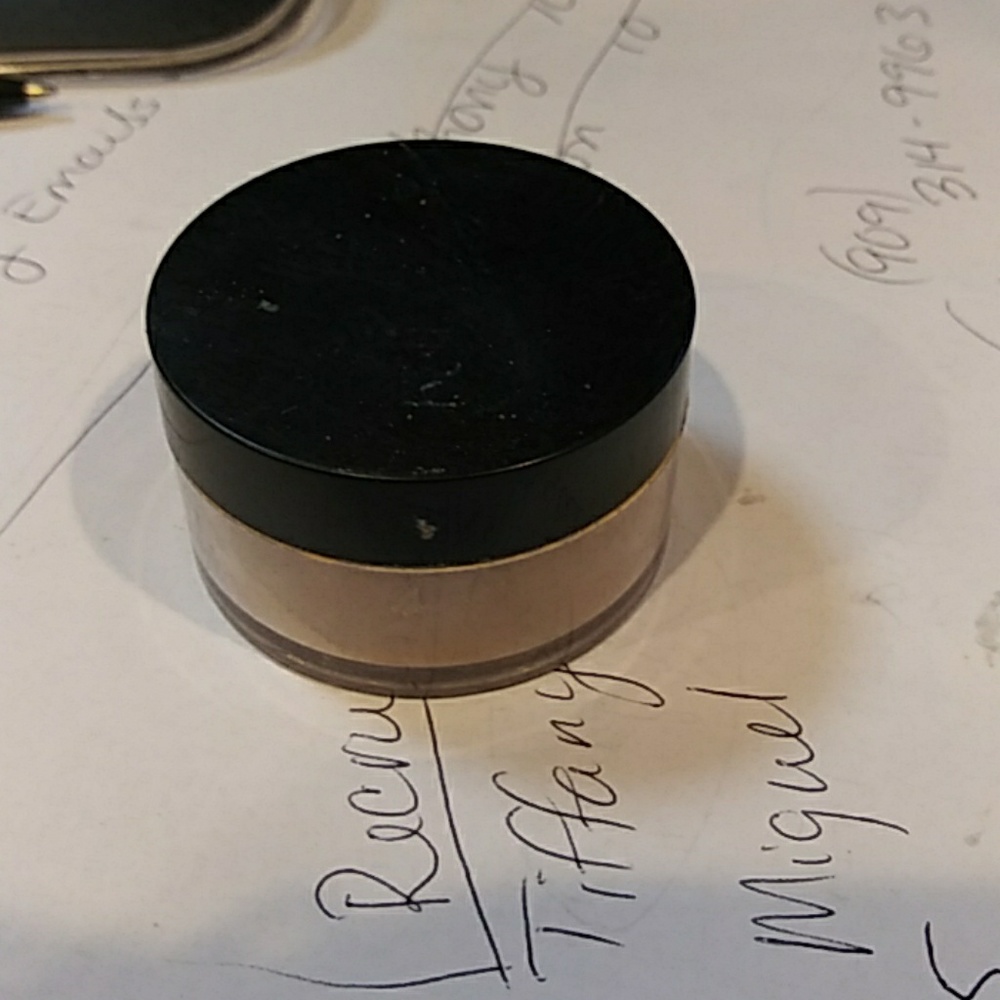 Bare Minerals ivory